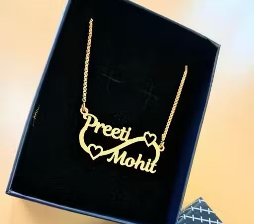 Connected Hearts – Strong Love Pendant