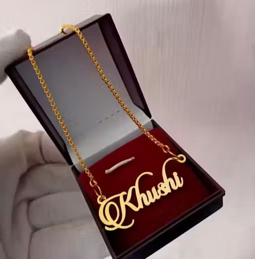 Classic Solo Name Pendant